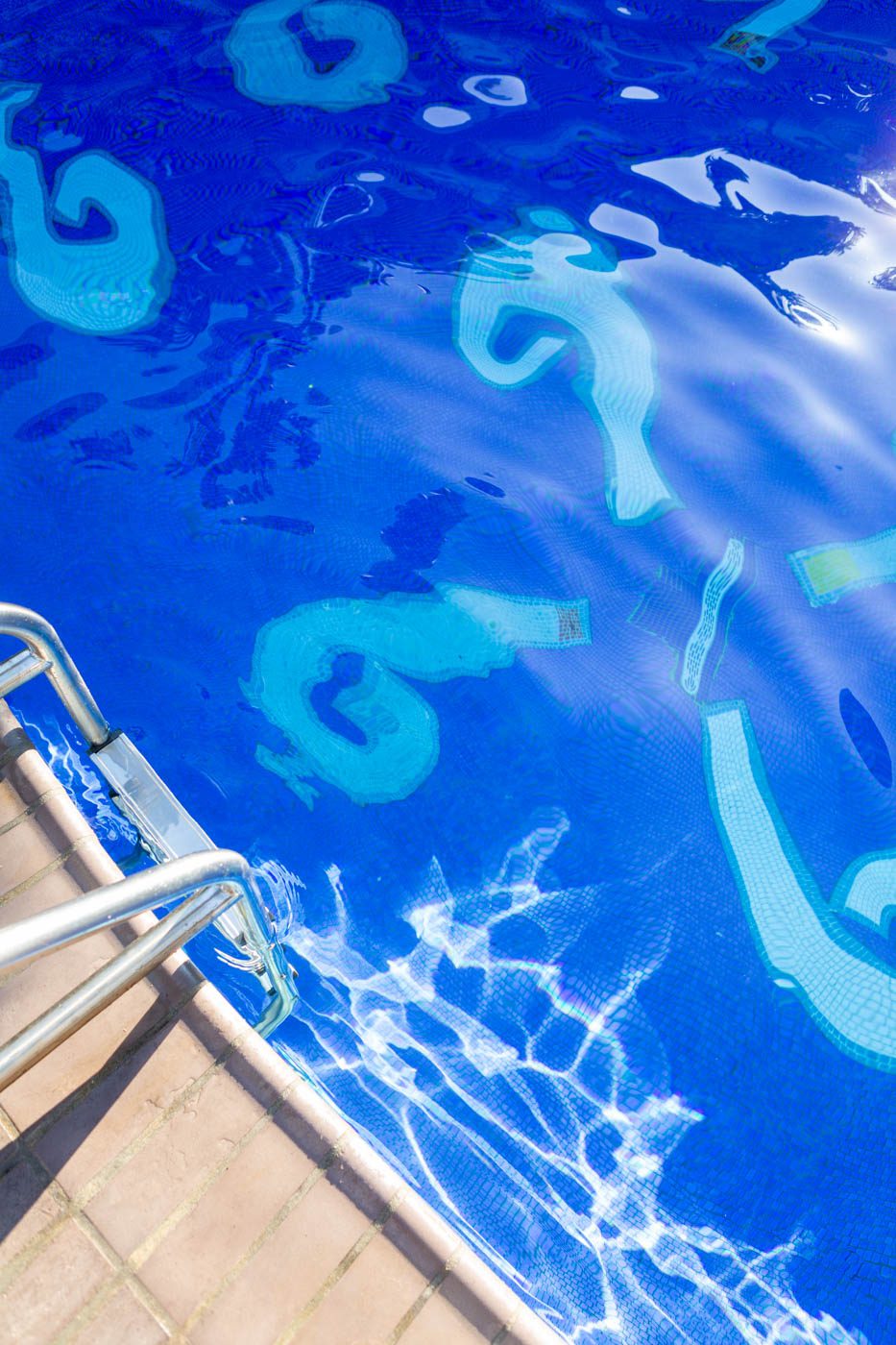 Phoenix Hotel pool with painted bottom